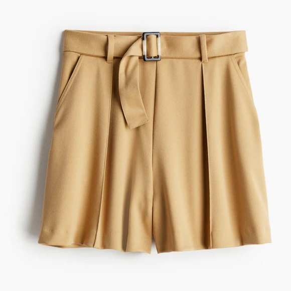 H&M Pants - Women's Tan Belted Shorts